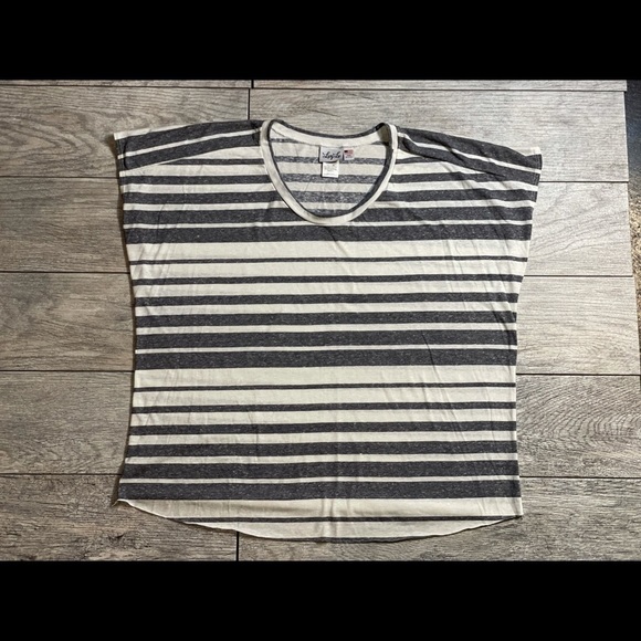 Livy Lu Boutique brand Gray White Stripe casual short sleeve shirt - Picture 1 of 4